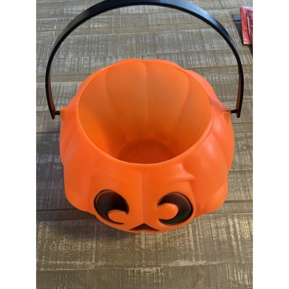 Plastic Blow Mold Pumpkin Pail Halloween Bucket Jack-O-Lantern USA‎ 1997